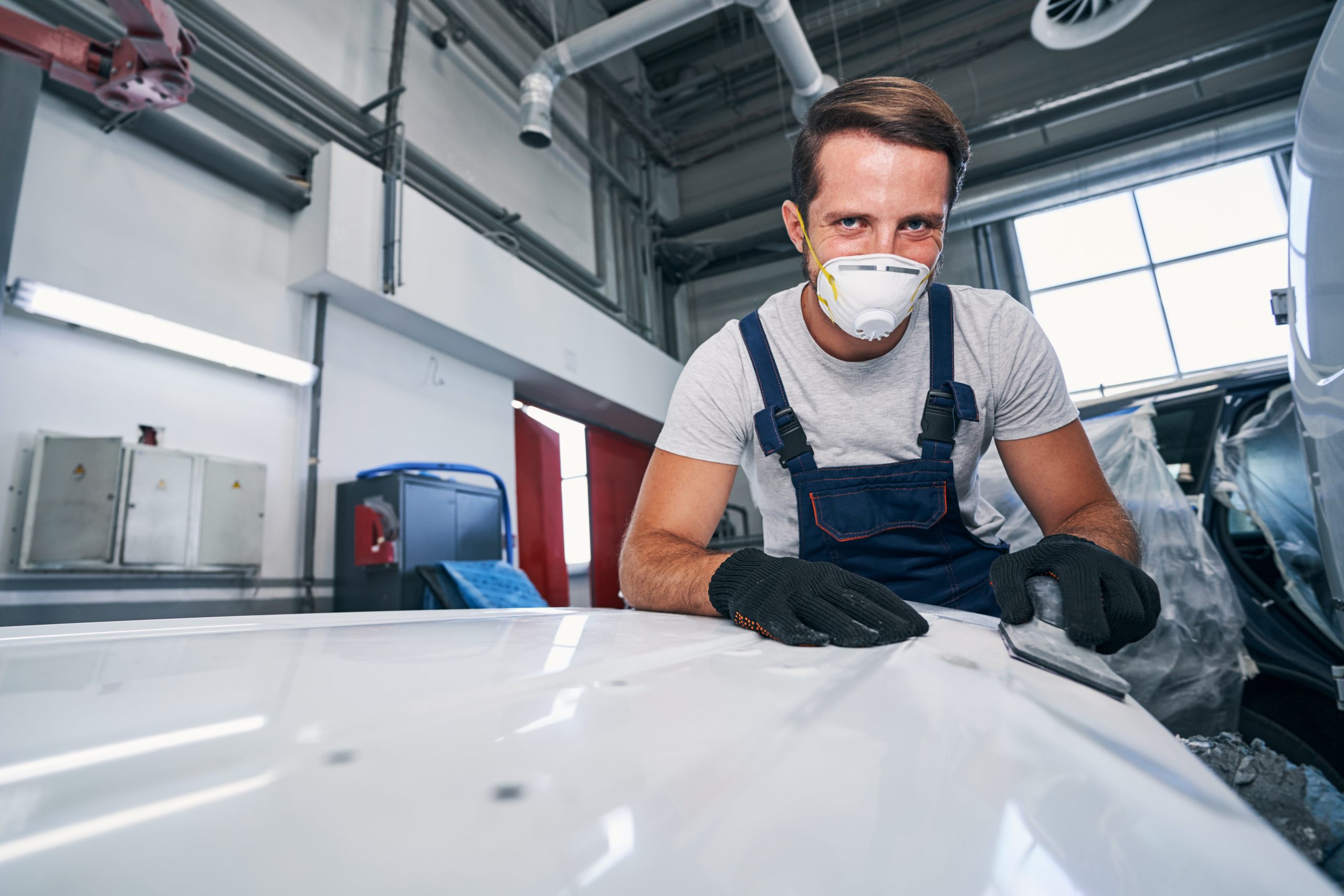 Réparation de carrosserie automobile